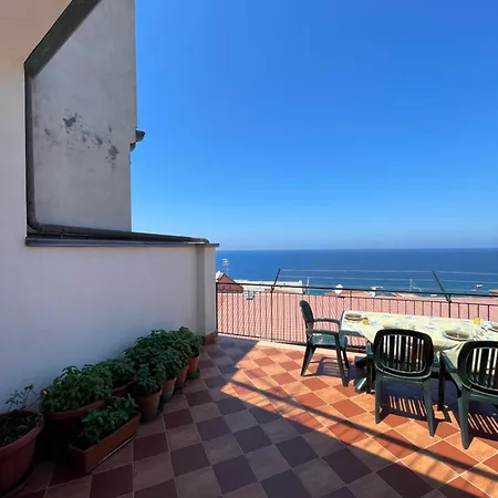 Ihre Ferienwohnung Mit Blick Aufs Meer Apartamento